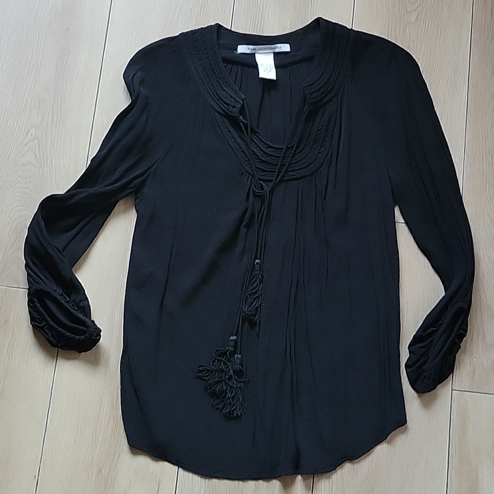 Diane von Furstenberg Black 3/4 Length Sleeves Tie Neck Blouse Size 2